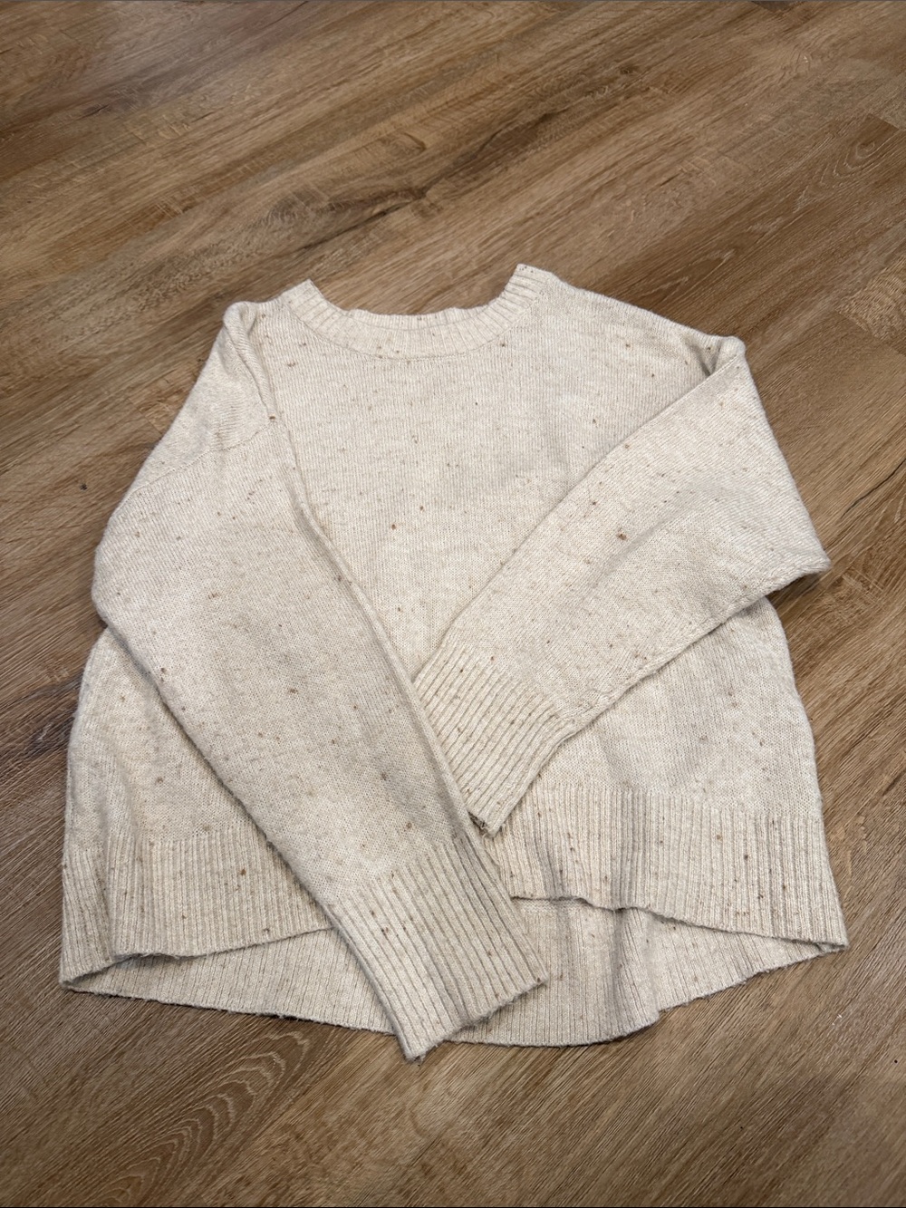 Speckled Cream Crewneck Sweater - Lightweight Everyday Knit
